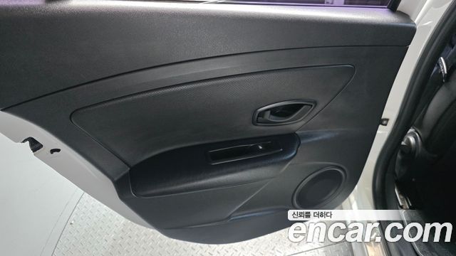 Renault Korea SM3 2018 — photo 15