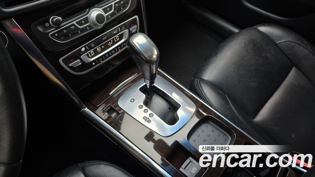 Renault Korea SM5  2010 — photo 9