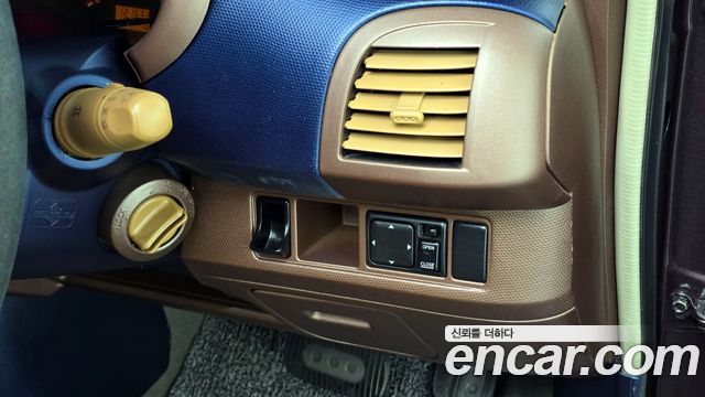 Nissan March 2003 — photo 14