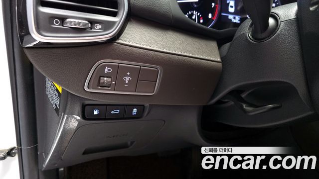 Hyundai Grandeur 2018 — photo 23