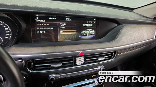 Genesis G90 2019 — photo 22