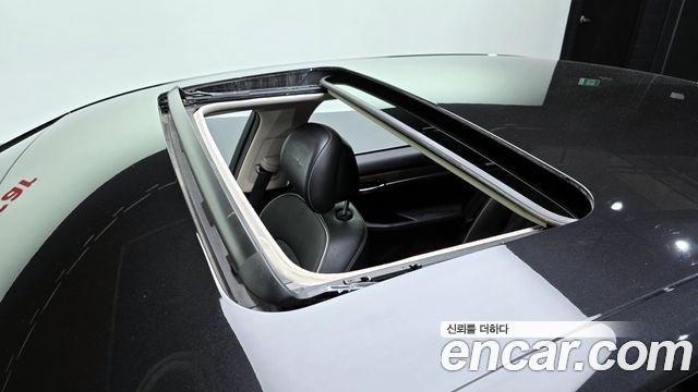 Genesis G90 2019 — photo 33
