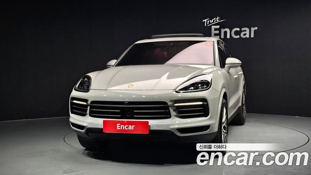 Porsche Cayenne 2023 — photo 3