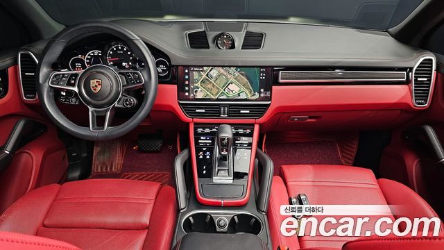 Porsche Cayenne 2023 — photo 10