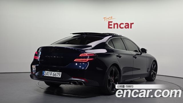 Genesis G70 2021 — photo 2