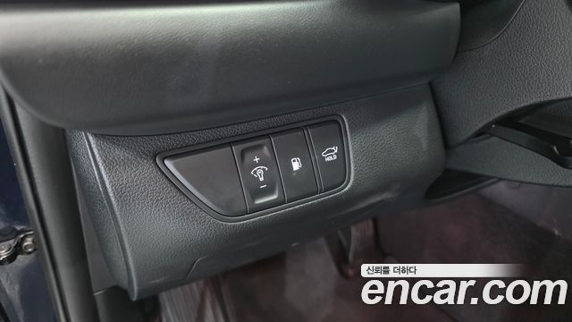 Genesis G70 2021 — photo 21