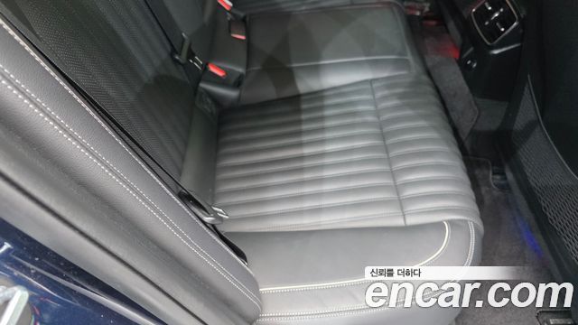 Genesis G70 2021 — photo 16