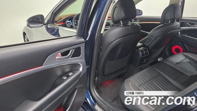 Genesis G70 2021 — photo 29