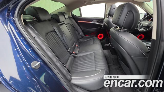 Genesis G70 2021 — photo 32