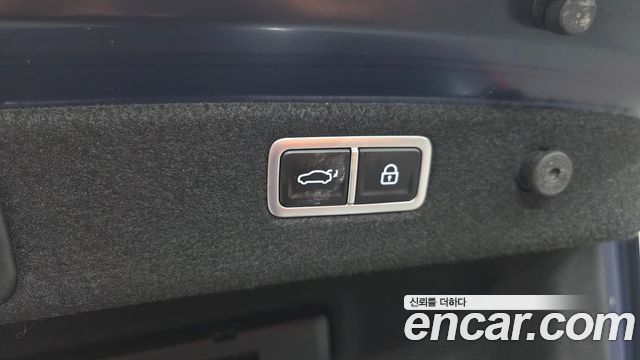 Genesis G70 2021 — photo 34