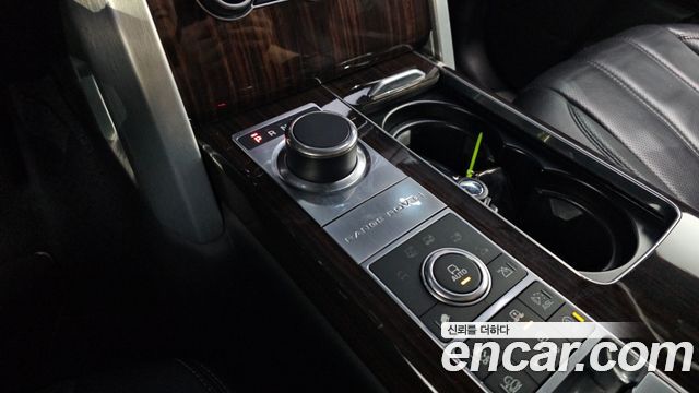 Land Rover Range Rover 2016 — photo 9