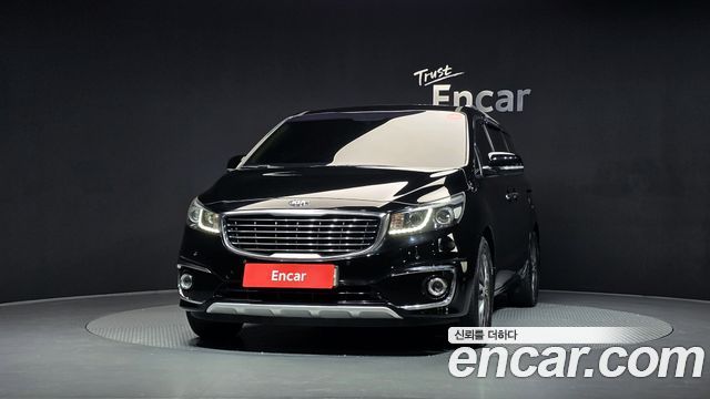 Kia Canival 2018 — photo 3
