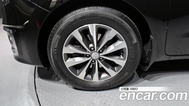 Kia Canival 2018 — photo 5
