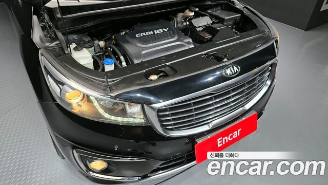 Kia Canival 2018 — photo 6