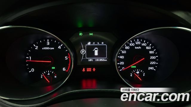 Kia Canival 2018 — photo 8