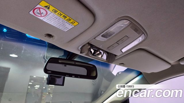 Kia Canival 2018 — photo 19