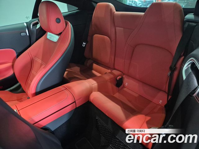 Mercedes-Benz AMG GT 2025 — photo 11