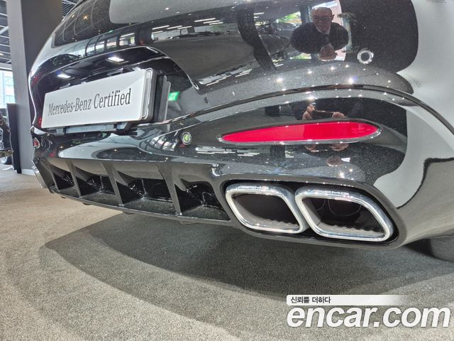 Mercedes-Benz AMG GT 2025 — photo 16
