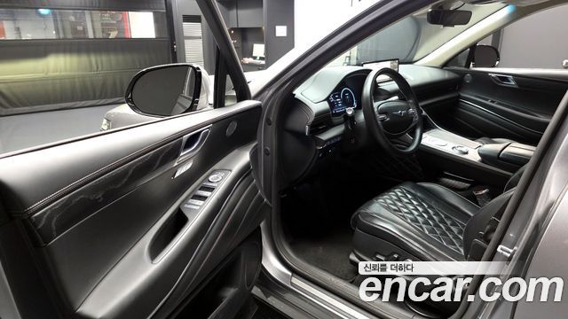 Genesis GV80 2020 — photo 10