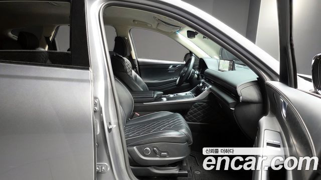 Genesis GV80 2020 — photo 11
