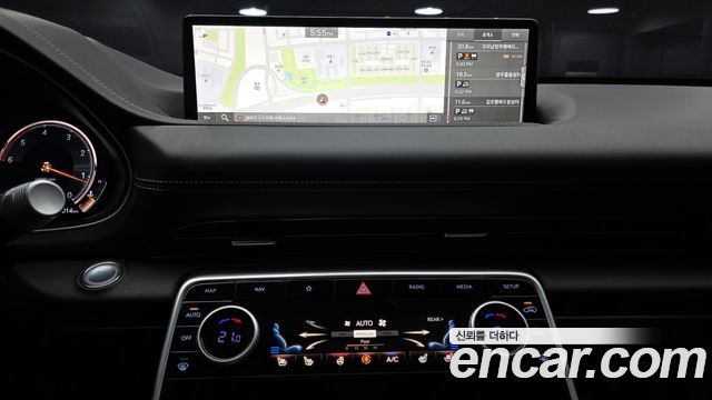 Genesis GV80 2020 — photo 14