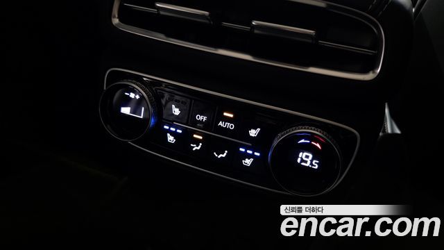 Genesis GV80 2020 — photo 19