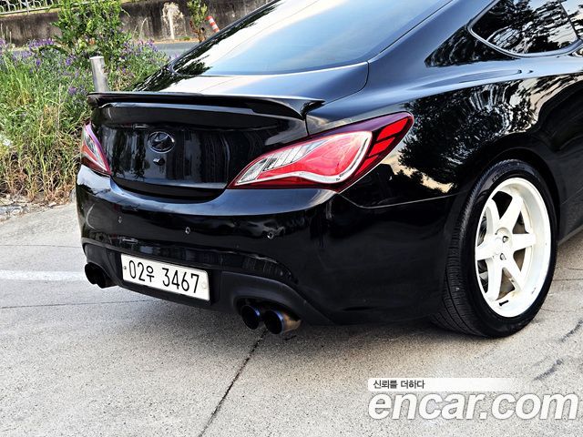 Hyundai Genesis 2010 — photo 15