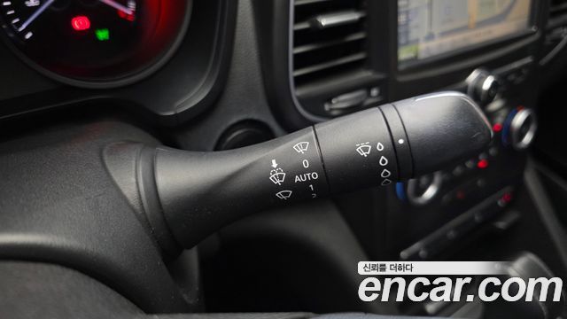 Renault Korea SM6 2017 — photo 17