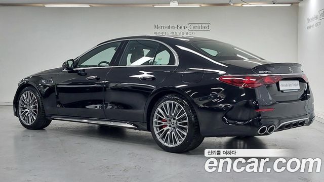 Mercedes-Benz E-Class 2025 — photo 2