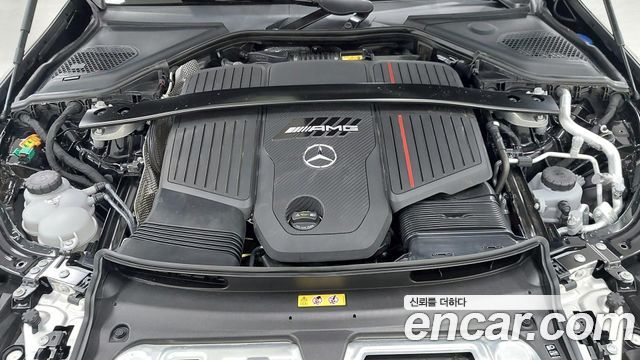 Mercedes-Benz E-Class 2025 — photo 6