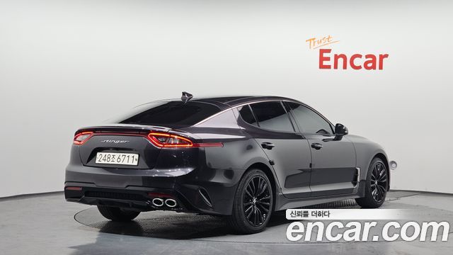 Kia Stinger 2018 — photo 2