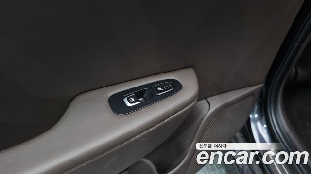 Kia Stinger 2018 — photo 19