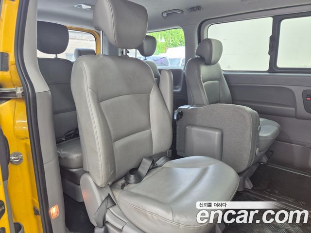 Hyundai Starex 2016 — photo 10