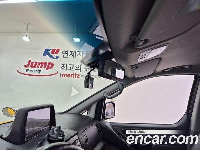 Hyundai Starex 2016 — photo 16