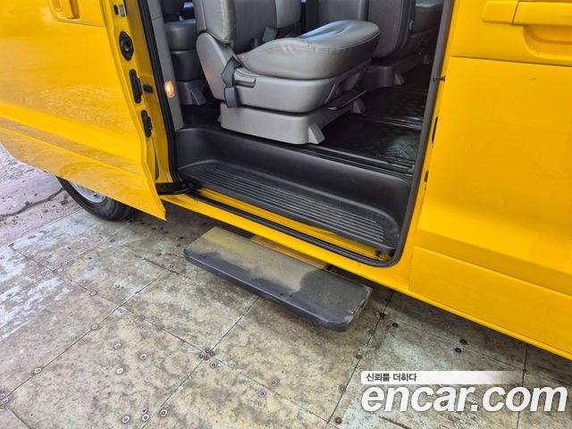 Hyundai Starex 2016 — photo 18