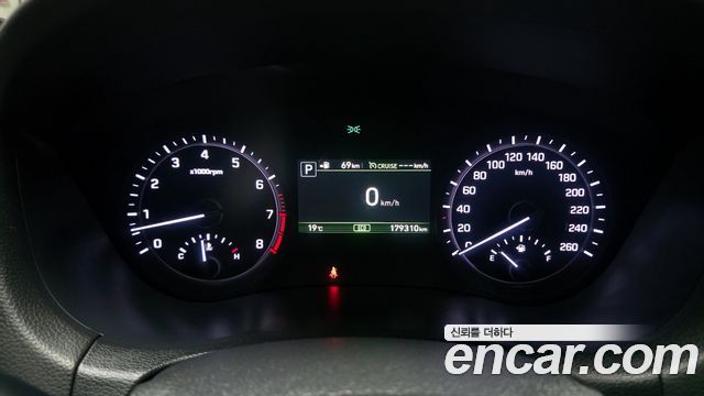 Genesis G80 2018 — photo 8
