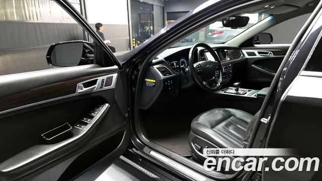 Genesis G80 2018 — photo 10
