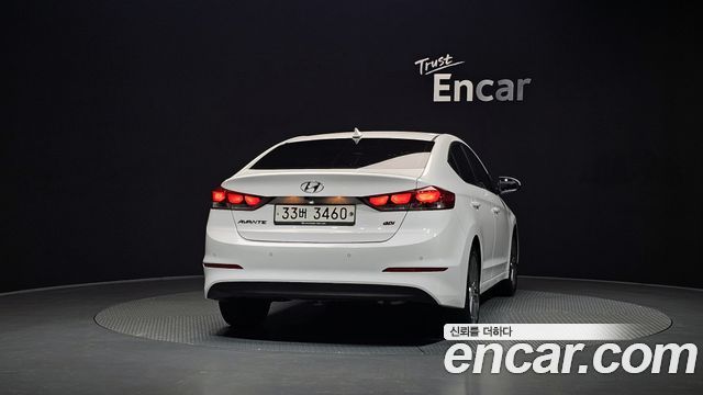 Hyundai AVANTE 2017 — photo 4