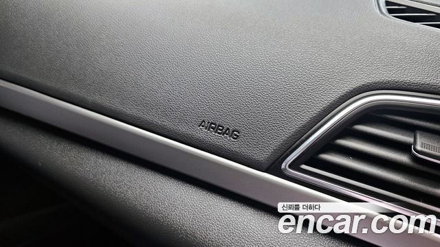 Hyundai AVANTE 2017 — photo 29