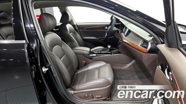 Kia K7 2016 — photo 17