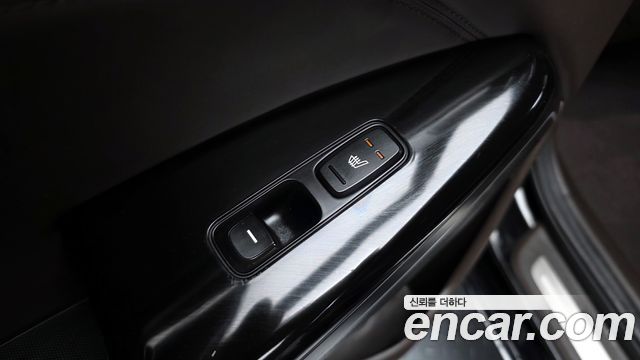 Kia K7 2016 — photo 24