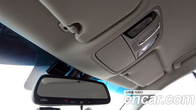 Kia K7 2016 — photo 25