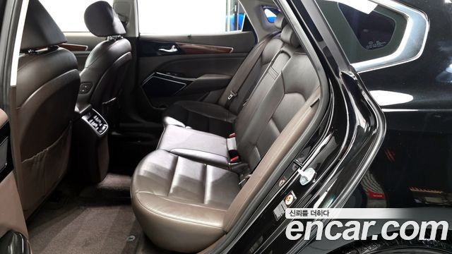 Kia K7 2016 — photo 16