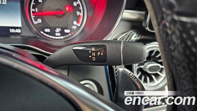 Mercedes-Benz GLC-Class 2018 — photo 12
