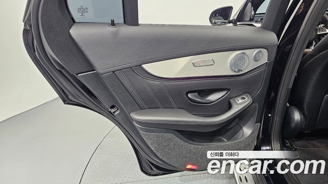 Mercedes-Benz GLC-Class 2018 — photo 15