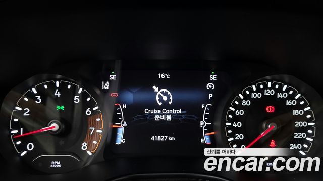 Jeep Compass 2022 — photo 11