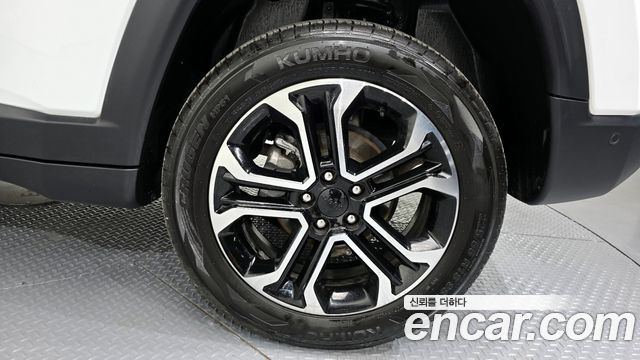 Jeep Compass 2022 — photo 7