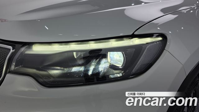 Jeep Compass 2022 — photo 8