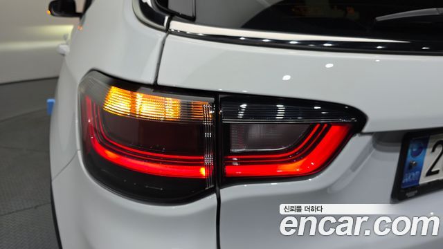 Jeep Compass 2022 — photo 9