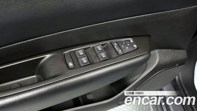 Renault Korea SM6 2019 — photo 20